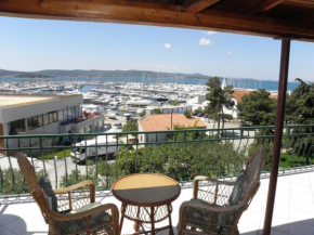 Гостиница Apartments Ivana  Биоград На Мору